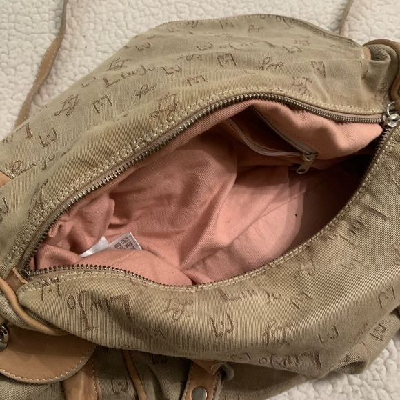 Lui Jo | Slouchy Beige Handbag Pink Interior Soft - Picture 10 of 12